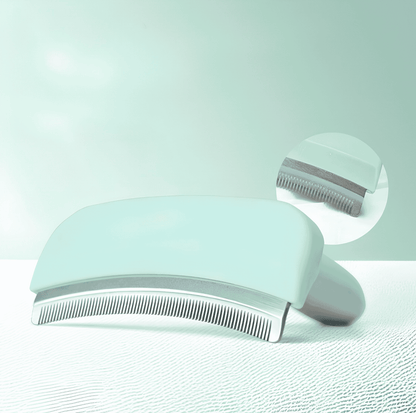 LumaPet™ FurGlide Deshedding Comb